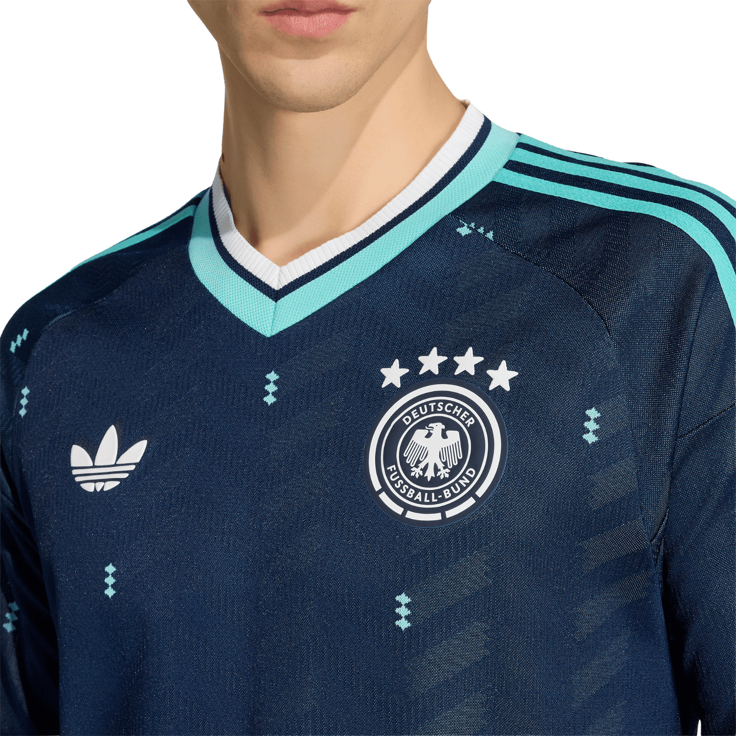 DFB DEUTSCHLAND AUTHENTISCHES Auswärts-Trikot Herren Langarm WM 2026